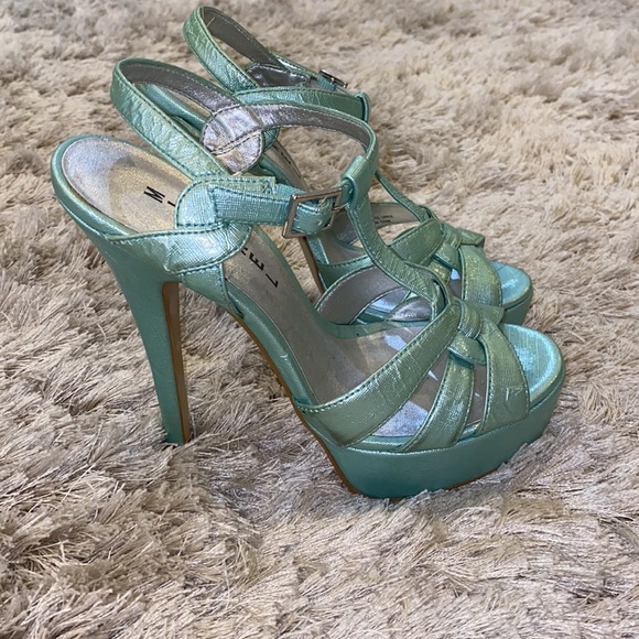 Michael by Michale Korrs Paulina Heels - Picture 2 of 8